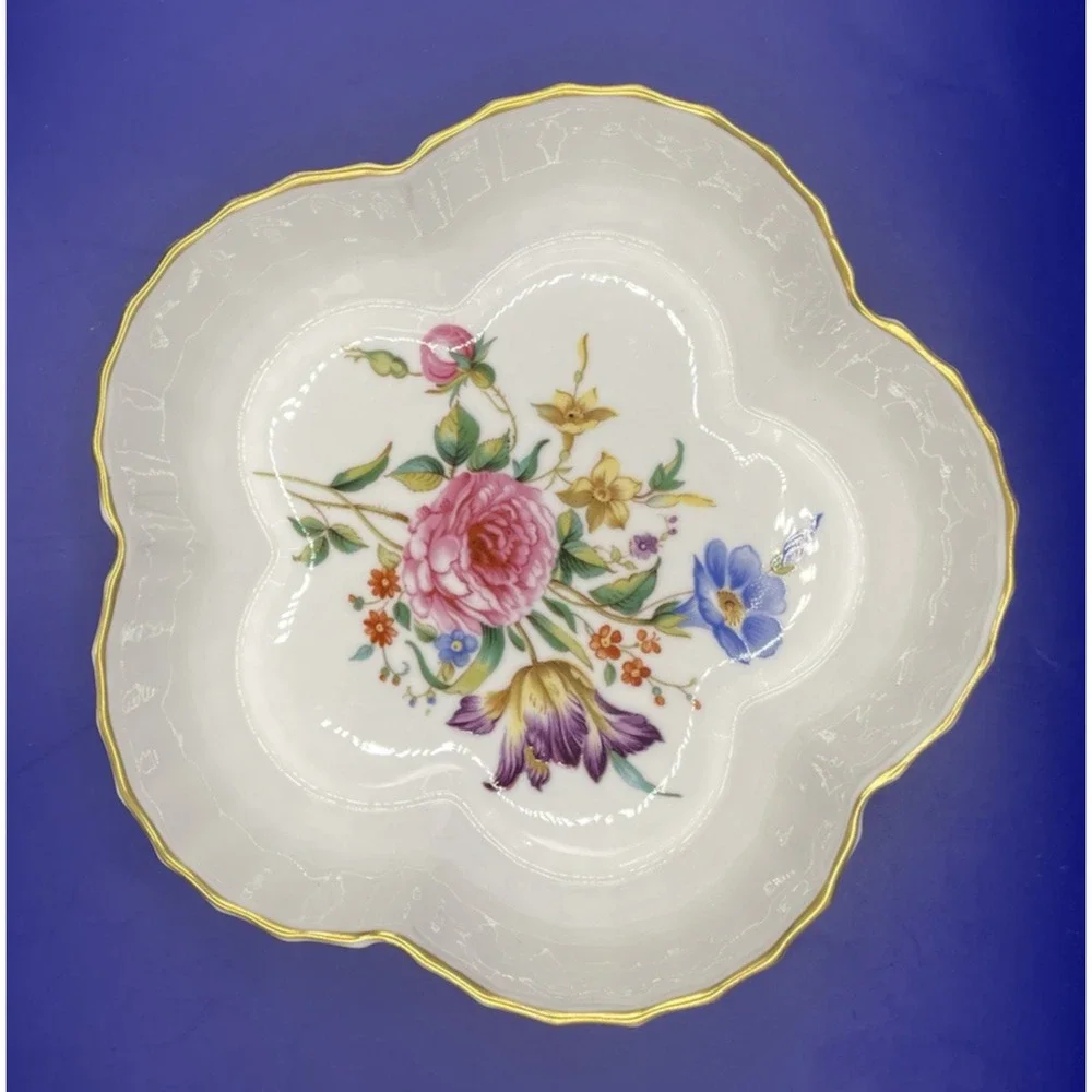 Vintage Royal Worcester Witley Garden Fine Bone China scalloped Dish